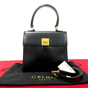 CELINE Shoulder Bag Calfskin black