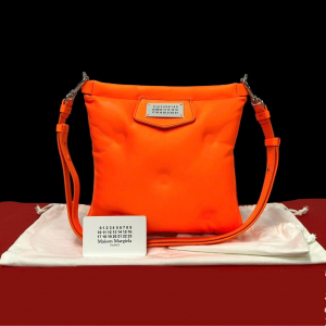 Maison Margiela Shoulder Bag leather Orange Gram slam