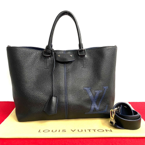 LOUIS VUITTON Shoulder Bag leather black Pernel