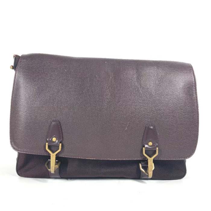 LOUIS VUITTON Shoulder Bag M30166 Taiga Leather