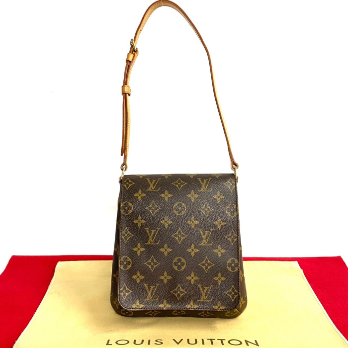 LOUIS VUITTON Shoulder Bag leather Brown Monogram Musette Salsa