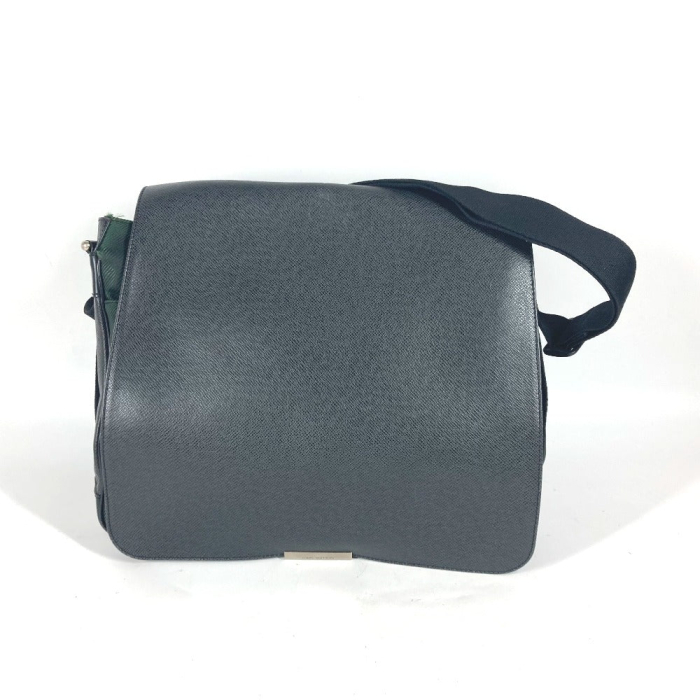 LOUIS VUITTON Shoulder Bag M30142 Taiga Leather